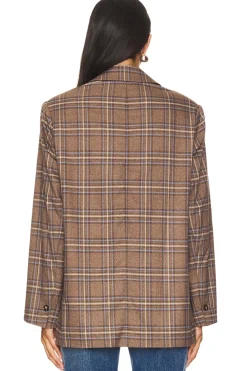 Leah Blazer