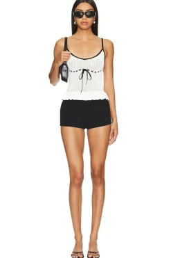Roxie Hot Short